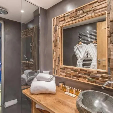 Manggis, 1650 谷雪维尔